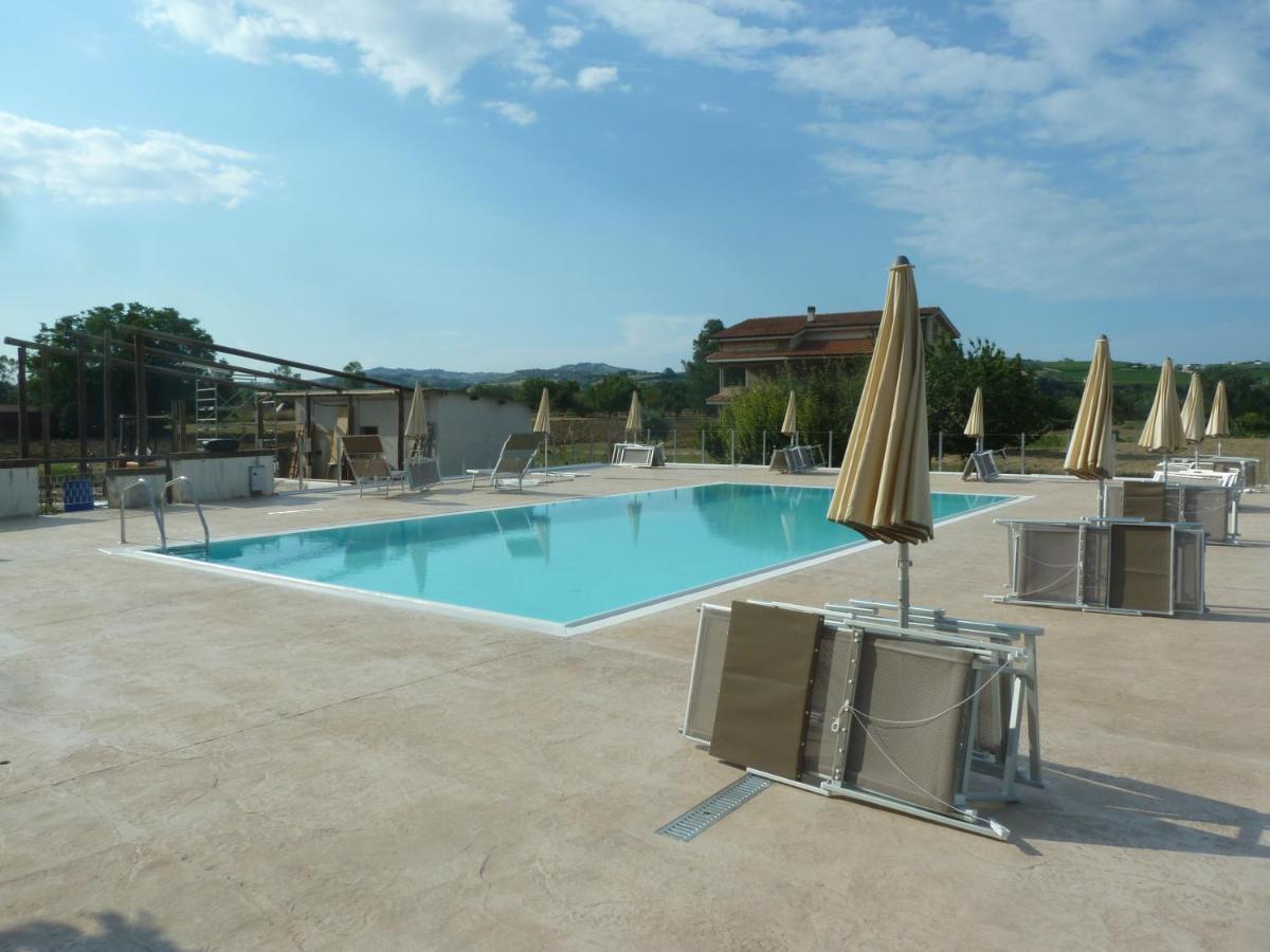 B&B Gli Orti Collecorvino Exterior foto